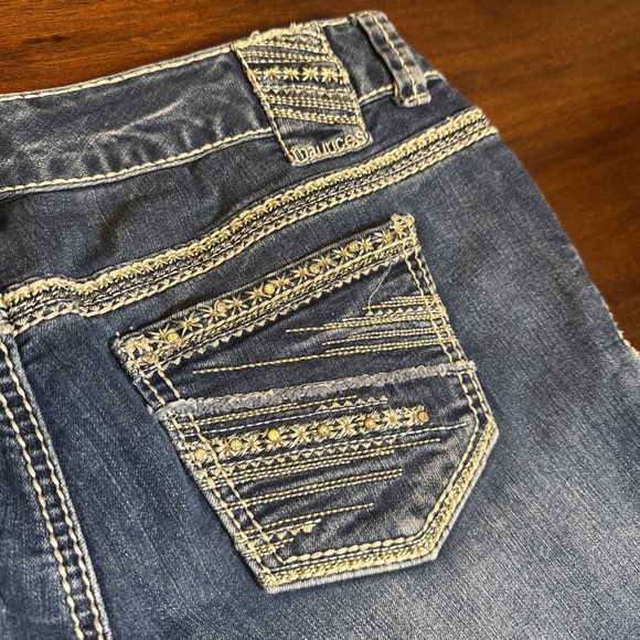 Maurices Denim - Maurices‎ Jeans 7/8 Bootcut Blue Embroidered Pockets Stretch Mid Rise Y2K